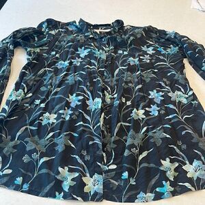 Johnny Was women’s shirt, size large, 100 silk beautiful fabric love design. Fun